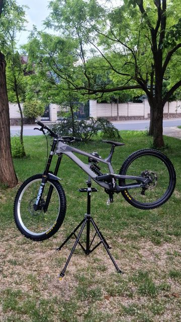 YT Industries TUES Base 2020 2020 MTB d'occasion