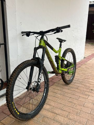 Merida ONE-SIXTY 8000 2018 2018 Mountainbike d'occasion — image 3 sur 4