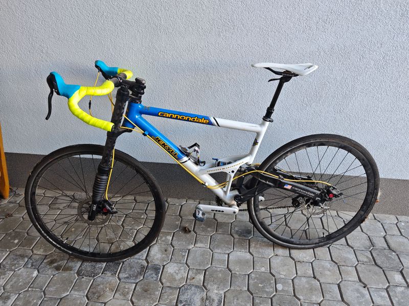 Used Cannondale Jekyll CAAD 2002 Kliky CODA Magic 2002 MTB