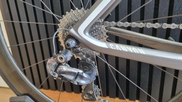 Used Canyon Speedmax CF 8.0 Di2 2018 2018 Road & Gravel, Light Gray — image 4 of 19