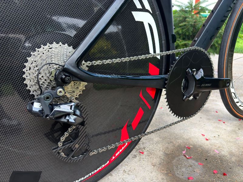 Canyon Speedmax CF 8.0 Di2 2018 2018 Road & Gravel de segunda mano, Negro — imagen 3 de 13