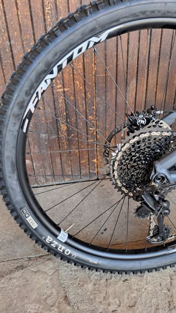 Used Wheeler Custom SRAM GX Eagle 2022 Mountainbike, Black — image 3 of 15