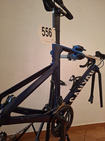 Brugt Canyon Aeroad CF SL 8 Disc 2024 Frameset 2024 Road & Gravel — billede 6 af 9