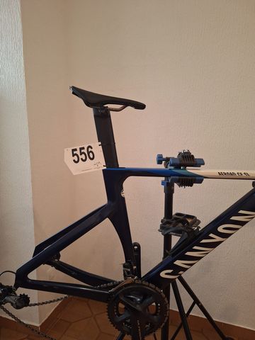 Used Canyon Aeroad CF SL 8 Disc 2024 Frameset 2024 Road & Gravel, Blue — image 5 of 9