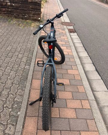 Used Ghost E-Teru Essential 500 Wh 2022 Mountainbike, Light Gray — image 16 of 17