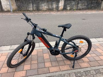 Used Ghost E-Teru Essential 500 Wh 2022 Mountainbike, Light Gray — image 2 of 17