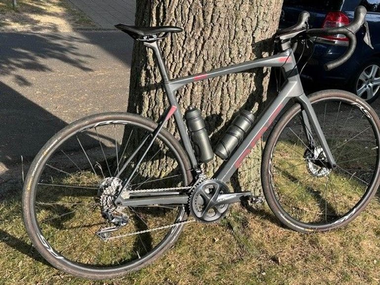 BMC Roadmachine THREE 2021 2021 Road & Gravel de segunda mano, Gris claro — imagen 4 de 10