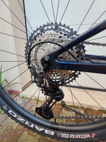 Gebrauchtes Orbea OIZ M TEAM 2022 2022 Mountainbike, Blau — Bild 4 von 8