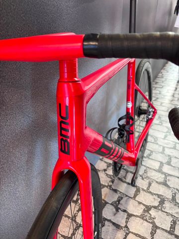 Używany BMC Teammachine SLR01 ONE 2023 2023 Road & Gravel — zdjęcie 2 z 9