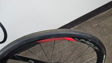 Tweedehands Giant Defy Advanced 1 2022 2022 Road & Gravel — afbeelding 21 van 21