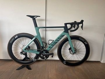 Brugt Canyon Aeroad CF SLX 8 Di2 2023 2023 Road & Gravel — billede 1 af 7