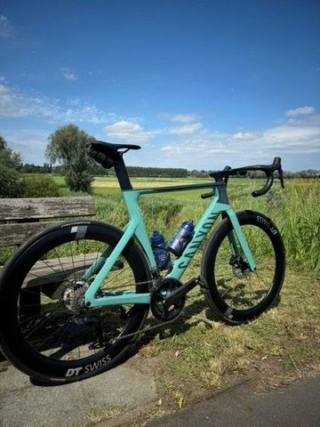 Brugt Canyon Aeroad CF SLX 8 Di2 2023 2023 Road & Gravel — billede 2 af 7