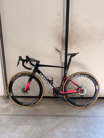 Used Cannondale SuperSix EVO Shimano Dura Ace Di2 2025 Road & Gravel, Black — image 2 of 12