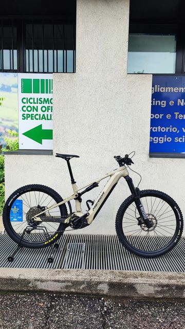 Merida eONE-SIXTY 575 2025 2025 Mountainbike d'occasion — image 10 sur 10