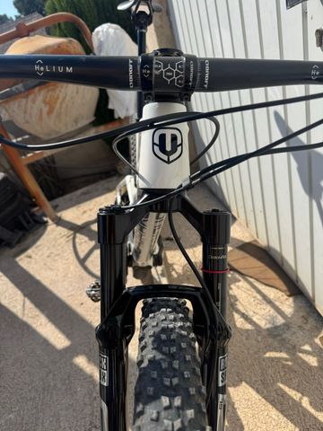 Gebrauchtes Mondraker F-PODIUM CARBON DC RR 2023 Frameset 2023 Mountainbike, Weiß, 29 — Bild 5 von 8