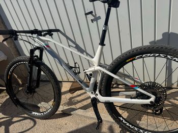 Brugt Mondraker F-PODIUM CARBON DC RR 2023 Frameset 2023 Mountainbike — billede 2 af 8