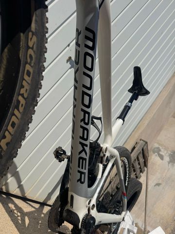 Gebrauchtes Mondraker F-PODIUM CARBON DC RR 2023 Frameset 2023 Mountainbike, Weiß, 29 — Bild 8 von 8