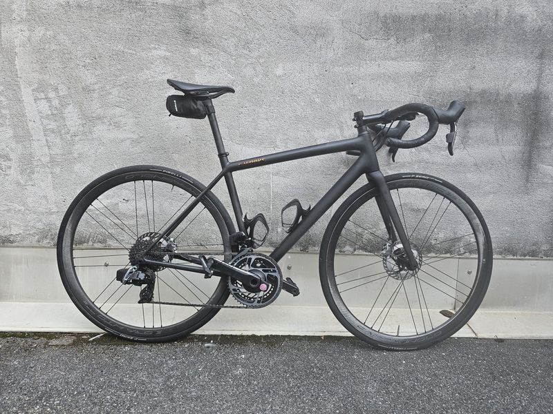 Used Specialized Aethos SRAM Red eTap AXS 2024 Road & Gravel