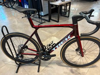 Trek Madone SLR 7 Gen 8 2026 2026 Corsa & gravel usato