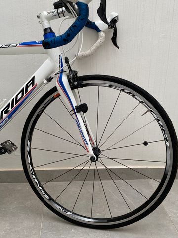 MERIDA RACE 105 2011 2011 Road & Gravel usato, Bianco — immagine 9 di 12