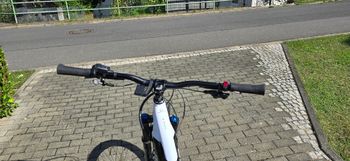 Used Mondraker LEVEL R 2022 2022 Mountainbike, Black, 29 — image 9 of 10