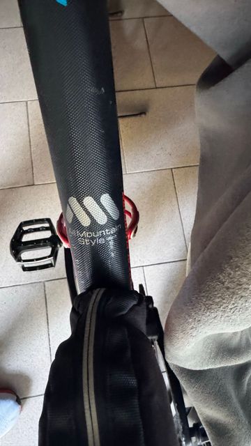 Used Giant Reign SX 2017 2017 Mountainbike, Red — image 13 of 14