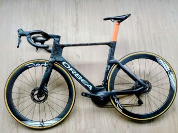 Używany Orbea ORCA AERO M10iLTD 2024 2024 Road & Gravel