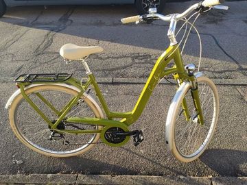 Käytetty CUBE ELLA, RIDE 2022 2022 Urban & Touring