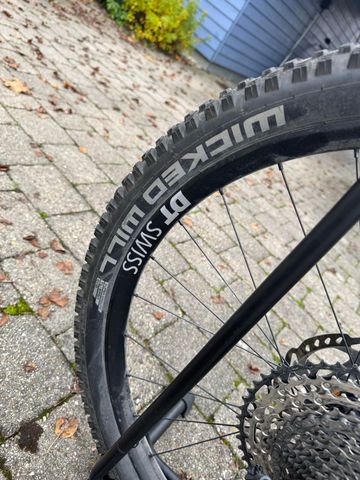 Tweedehands Canyon Neuron CF 8 2025 2025 Mountainbike — afbeelding 7 van 8