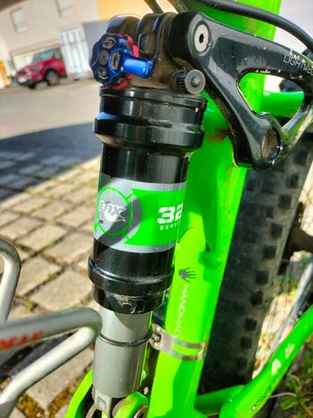 Ghost AMR Plus 5900 2012 Mountainbike usato, Verde — immagine 3 di 5