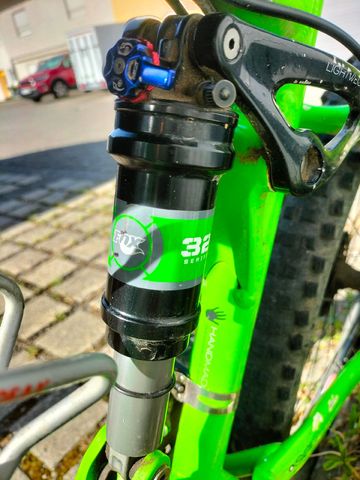 Ghost AMR Plus 5900 2012 Mountainbike usato, Verde — immagine 3 di 5