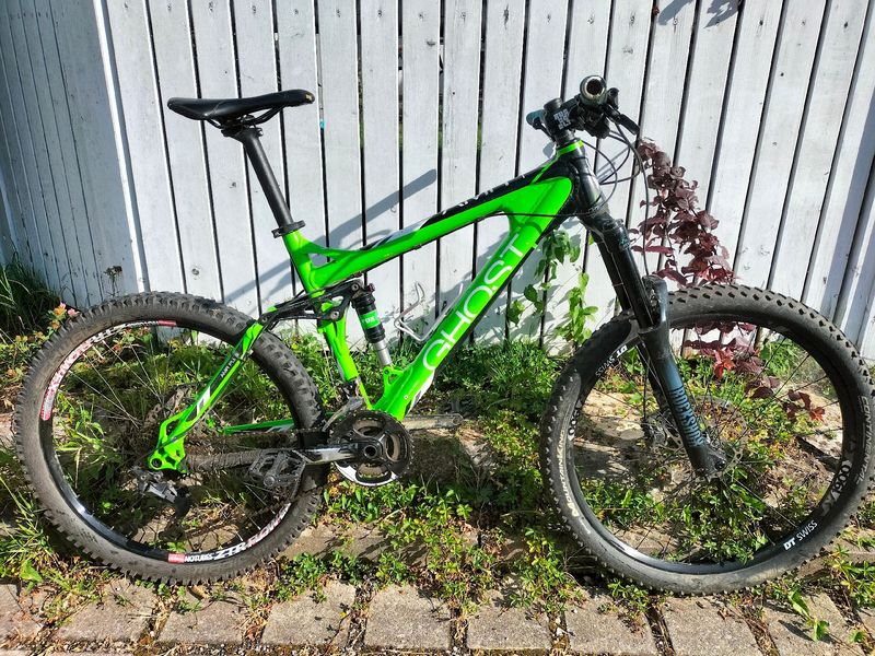 Used Ghost AMR Plus 5900 2012 MTB