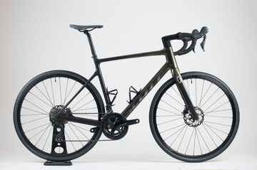 Used Scott Addict 30 2023 2023 Road & Gravel, Black — image 1 of 9