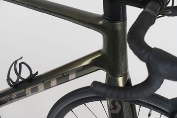 Used Scott Addict 30 2023 2023 Road & Gravel, Black — image 3 of 9