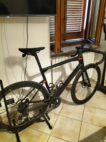 BMC Roadmachine SRAM Force eTap AXS 2022 Road & Gravel d'occasion — image 3 sur 5
