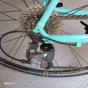 Używany Bianchi Nirone Shimano Tiagra 2021 Road & Gravel — zdjęcie 3 z 6