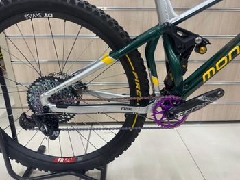 Brugt Mondraker SUPERFOXY R 2023 2023 Mountainbike — billede 3 af 6