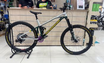 Brugt Mondraker SUPERFOXY R 2023 2023 Mountainbike — billede 2 af 6