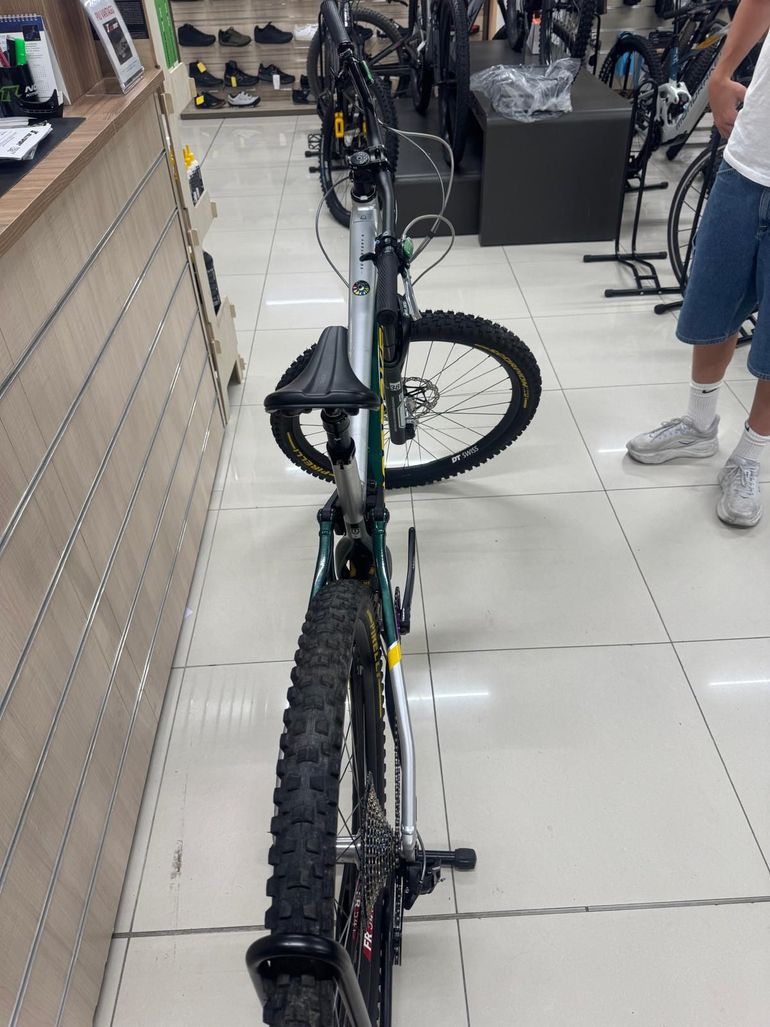 Brugt Mondraker SUPERFOXY R 2023 2023 Mountainbike — billede 6 af 6