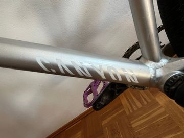 Used Canyon Stitched 360 Pro 2022 2022 Mountainbike, Light Gray — image 3 of 5
