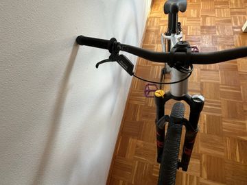 Used Canyon Stitched 360 Pro 2022 2022 Mountainbike, Light Gray — image 5 of 5