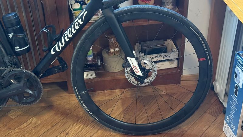 Brugt Wilier 0 SLR SHIMANO ULTEGRA 8170 DI2 12S 2022 2022 Road & Gravel