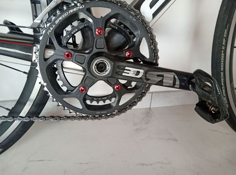 Brugt Focus izalco max Custom Shimano Ultegra 2017 Road & Gravel — billede 3 af 8