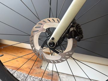Liv Avail Advanced Pro 1 2023 2023 Road & Gravel usato, Nero — immagine 6 di 8