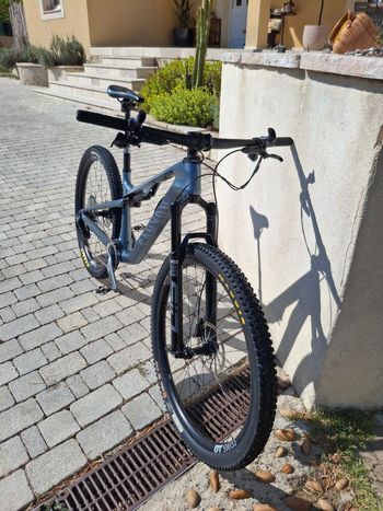 Brugt Canyon Lux Trail CF 9 2024 2024 Mountainbike — billede 5 af 5