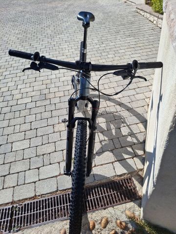 Gebrauchtes Canyon Lux Trail CF 9 2024 2024 Mountainbike, Blau, 29 — Bild 4 von 5