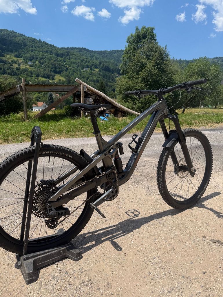 Brugt Trek Slash SRAM GX Eagle AXS 2025 Mountainbike — billede 5 af 21
