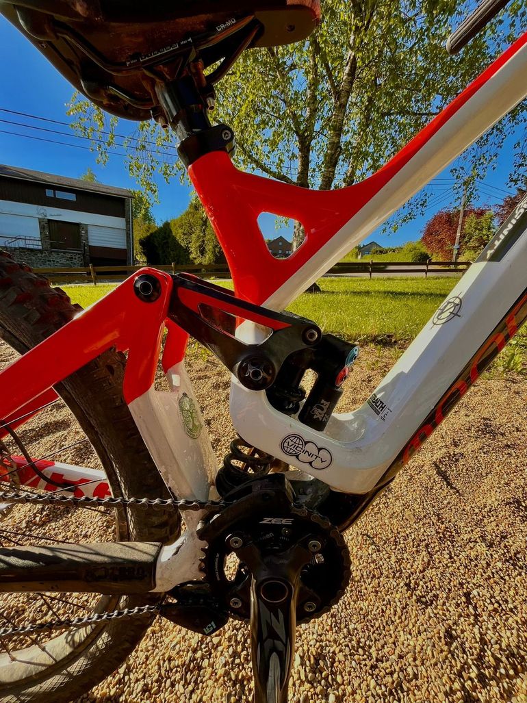 Brugt Mondraker Summum Carbon Pro 2019 2019 Mountainbike — billede 6 af 6