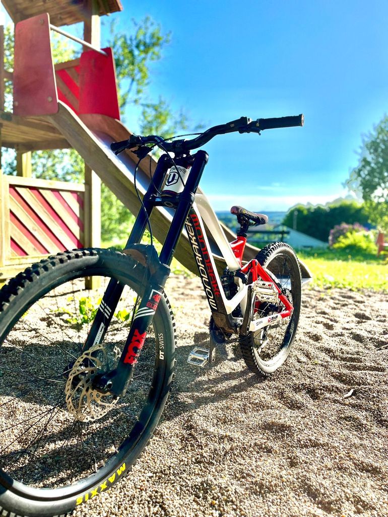 Brugt Mondraker Summum Carbon Pro 2019 2019 Mountainbike — billede 2 af 6