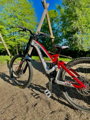 Brugt Mondraker Summum Carbon Pro 2019 2019 Mountainbike — billede 3 af 6